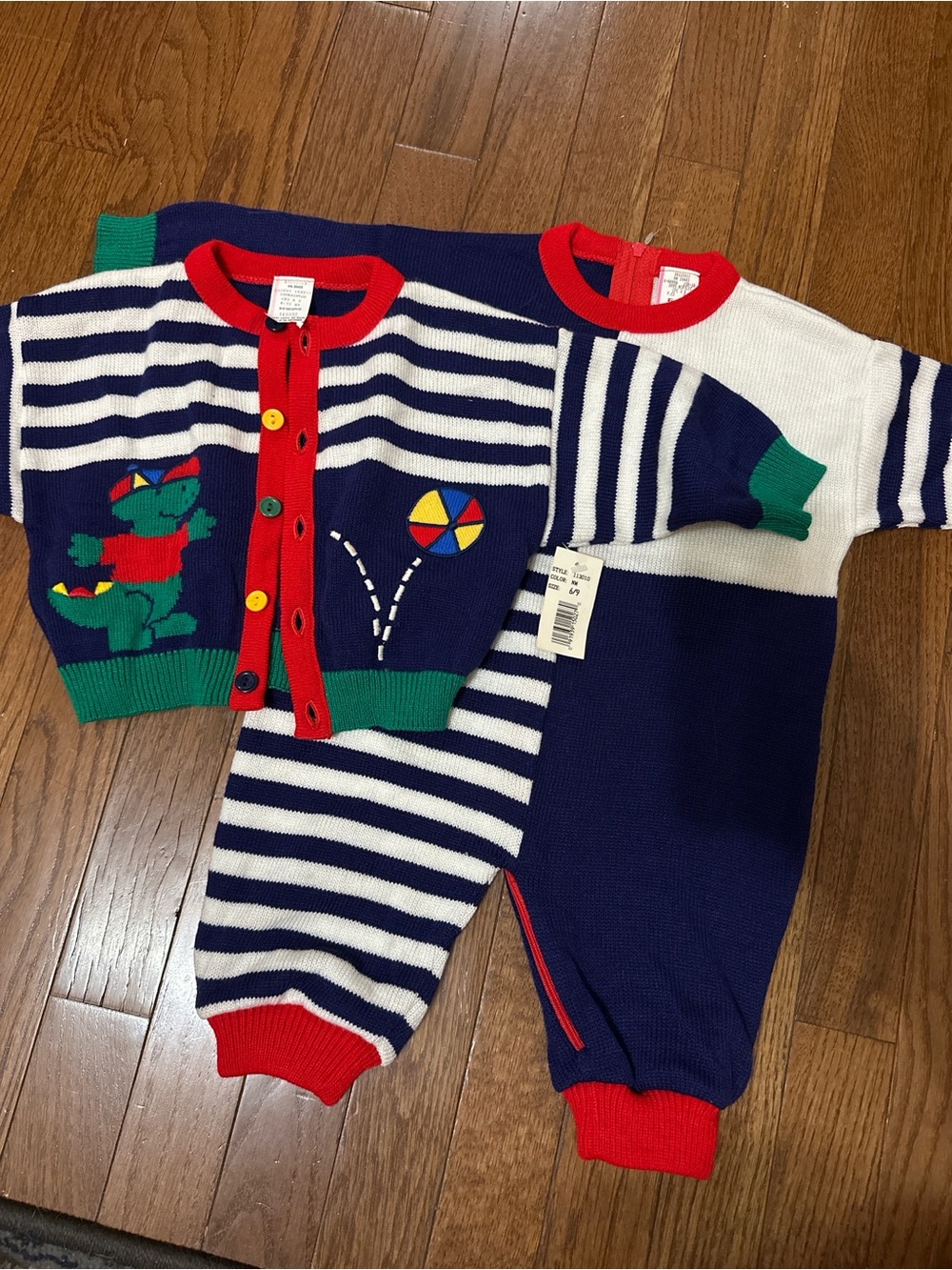 Vintage 80s/90s Toddler Colorblock Knit Romper & Dinosaur Cardigan Set 🦕
